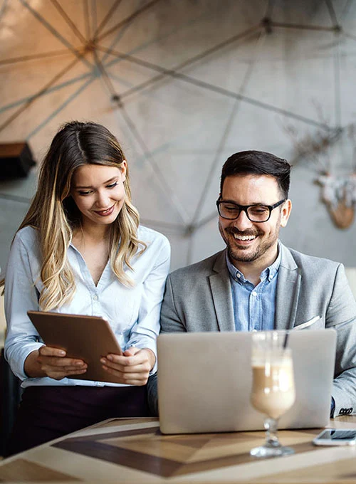 Amazon PPC experts optimizing ad campaigns for higher sales and ROI – professional marketers analyzing data and managing sponsored ads.